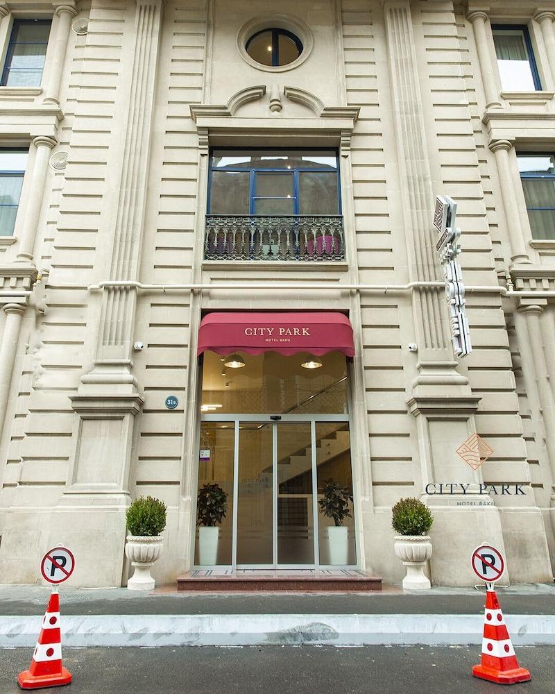City Park Hotel Baku Exterior photo