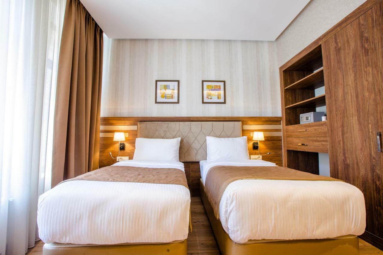 City Park Hotel Baku Exterior photo